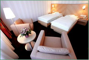 Kurparkhotel Kassel
Kurparkhotel Kassel Restaurant
Kurparkhotel Kassel Terrasse
Kurparkhotel Kassel Schwimmbad
Kurparkhotel Kassel Hotelzimmer