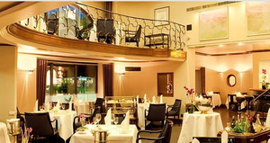 Hotel Nassauer Hof
Hotel Nassauer Hof Hotelzimmer
Hotel Nassauer Hof Restaurant
Hotel Nassauer Hof Restaurant Ente
Hotel Nassauer Hof Therme