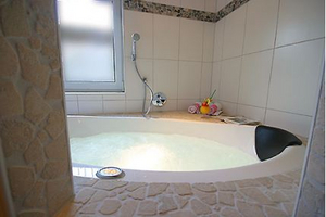 Inselhotel Kapitän Tadsen Wellnesshotel Amrum
Inselhotel Kapitän Tadsen
Inselhotel Kapitän Tadsen Hotelzimmer
Inselhotel Kapitän Tadsen Wellnessbereich
Steenodde auf der Insel Amrum