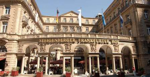 Steigenberger Frankfurter Hof
Steigenberger Frankfurter Hof Hotelzimmer
Steigenberger Frankfurter Hof Restaurant Français
Steigenberger Frankfurter Hof Restaurant Oscars
Steigenberger Frankfurter Hof Restaurant Terrasse