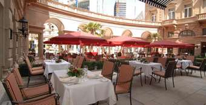 Steigenberger Frankfurter Hof
Steigenberger Frankfurter Hof Hotelzimmer
Steigenberger Frankfurter Hof Restaurant Français
Steigenberger Frankfurter Hof Restaurant Oscars
Steigenberger Frankfurter Hof Restaurant Terrasse