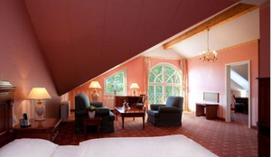 Golf und Wellnesshotel Schloss Teschow
Golf und Wellnesshotel Schloss Teschow Kaveliershaus „von Blücher“
Golf und Wellnesshotel Schloss Teschow Hotelzimmer
Golf und Wellnesshotel Schloss Teschow Gutsschänke „von Blücher“
Golf und Wellnesshotel Schloss Teschow Außenpool