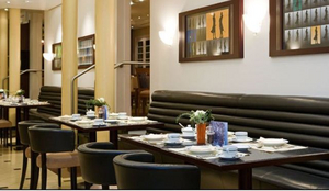 Hotel Pullman Erfurt am Dom
Hotel Pullman Erfurt am Dom Wellnessbereich
Hotel Pullman Erfurt am Dom Hotelzimmer
Hotel Pullman Erfurt am Dom Restaurant
Hotel Pullman Erfurt am Dom