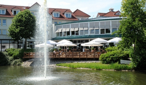 GERRY WEBER Sportpark Hotel in Halle
GERRY WEBER Sportpark Hotel Hotelzimmer
GERRY WEBER Sportpark Hotel Restaurant
GERRY WEBER Sportpark Hotel Poolanlage
GERRY WEBER Sportpark Hotel Ansicht