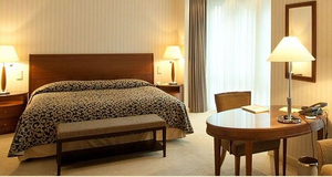 Hotel Nassauer Hof
Hotel Nassauer Hof Hotelzimmer
Hotel Nassauer Hof Restaurant
Hotel Nassauer Hof Restaurant Ente
Hotel Nassauer Hof Therme