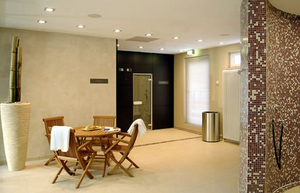 Wellnesshotel NH Nürnberg City
NH Nürnberg City Hotelzimmer
NH Nürnberg City Saunabereich
NH Nürnberg City Restaurant nhube
NH Nürnberg City